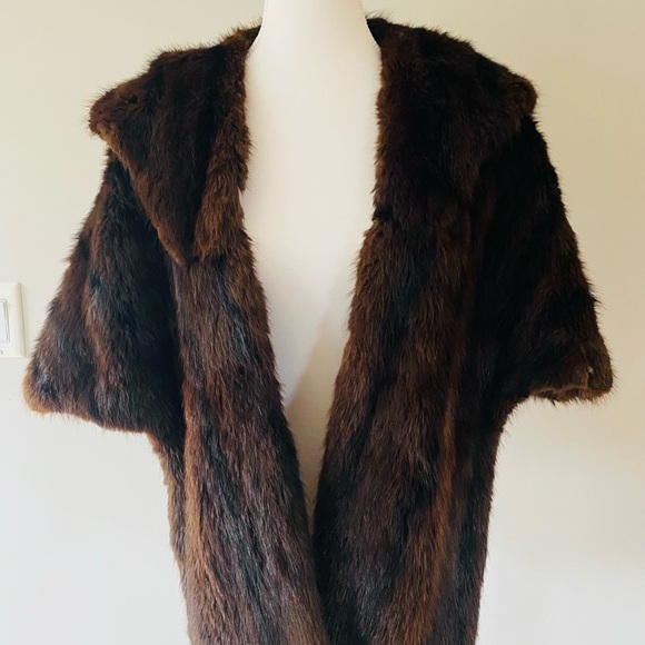 Jackets & Blazers - Vintage fur stole